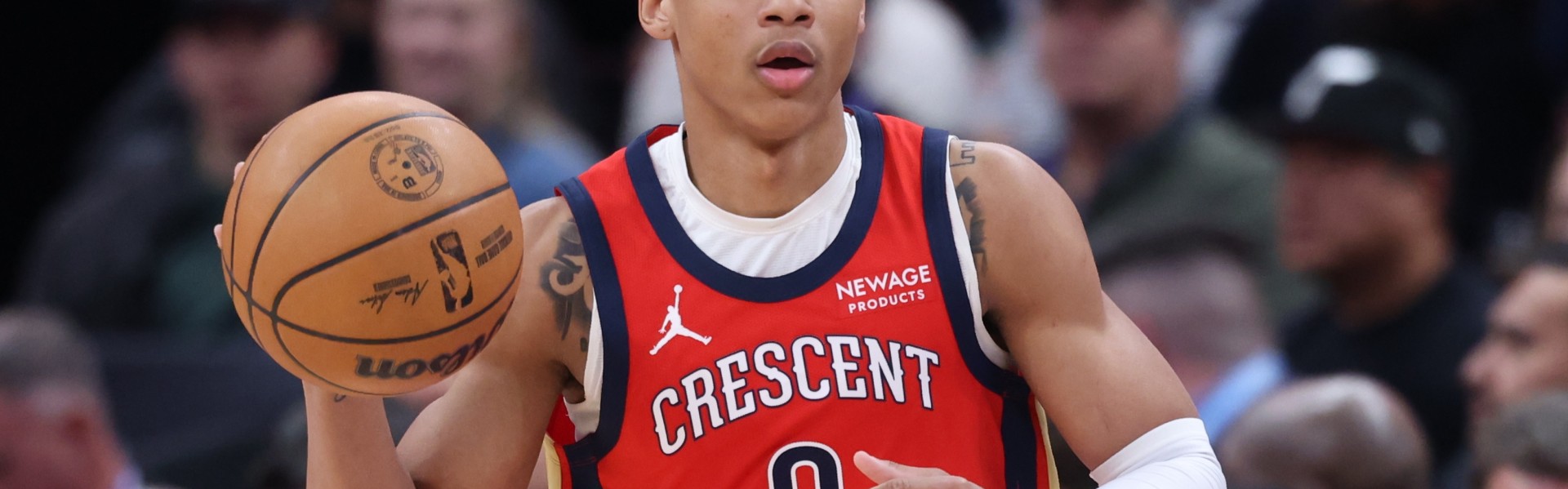 开云APP-【菜鸟】费尔斯28分&amp;埃奇库姆23分 雷诺克利福德闪耀 小杨1板1助