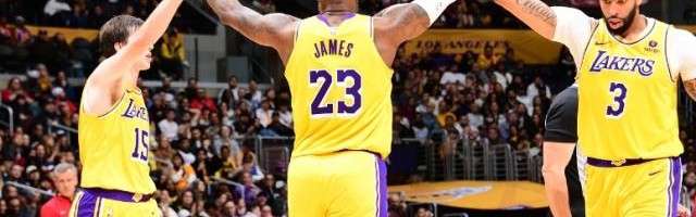 开云APP-湖人反超国王升至第八 前六争夺战将死磕太阳