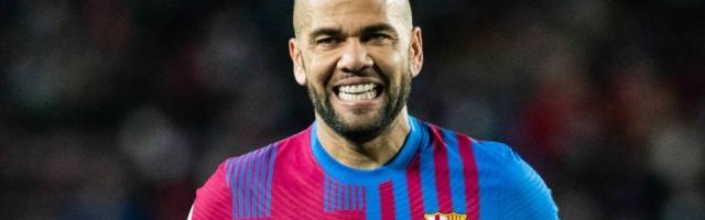 开云-阿尔维斯合同到期告别巴萨：我仍是一头疯狂的狮子