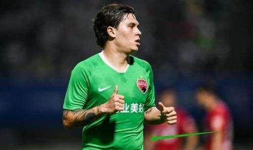 处子球！深足南美妖星贴地斩救主 错失绝杀留遗憾