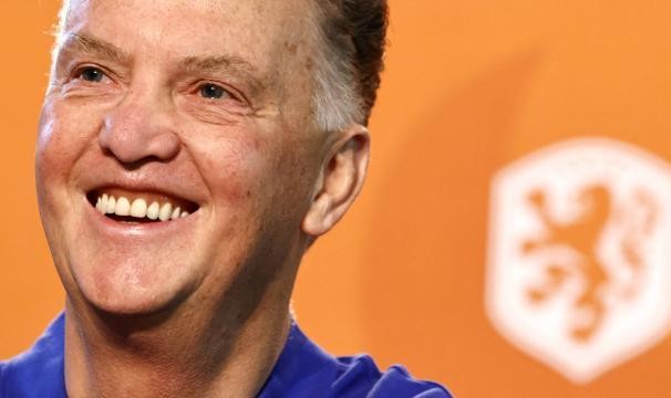 开云体育下载-【观察】荷兰彻底扭转风评 复出的范加尔做了什么？