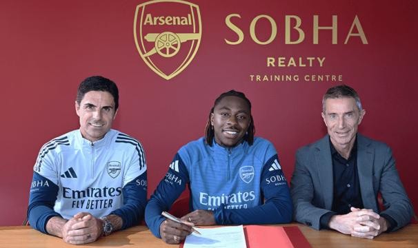 官方：埃泽加盟阿森纳，将身披10号球衣