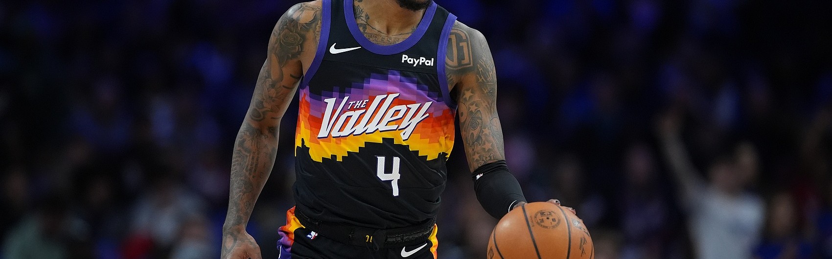 开云体育下载-9中4得11分！狄龙：杰伦·格林挡拆能出球还能自主创造进攻机会