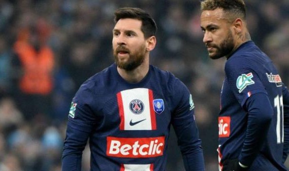 kaiyun-法国杯对马赛 为何内马尔穿11号梅西穿10号球衣？